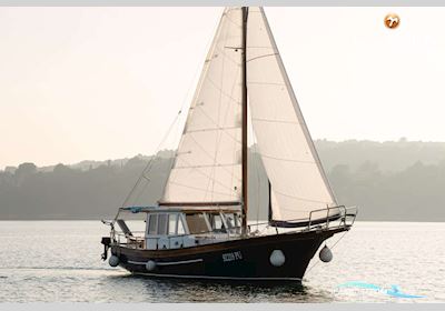 Custom Built Houseboat Luxe Motor Sailingboat 1991, with Perkins engine, Croatia