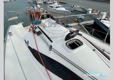 DELPHIA YACHTS DELPHIA 28 SPORT Sailingboat 2007, with LOMBARDINI engine, France