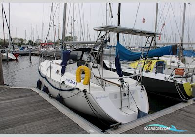 Dufour 30 Classic Sailingboat 2002, with Volvo Penta MD2020 engine, The Netherlands