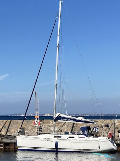 Dufour 325 Grand Large Sailingboat 2009, with Volvo-Penta D1-30 engine, Denmark