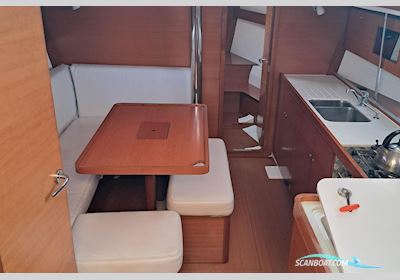 Dufour 375 Grand Large Sailingboat 2011, France