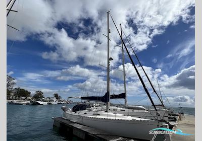 Dufour 38 Classic Sailingboat 1998, with Volvo Penta engine, Portugal