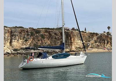 Dufour 38 Classic Sailingboat 1998, with Volvo Penta engine, Portugal