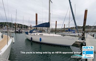 Dufour 41 Classic Sailingboat 1999, with Volvo MD22L engine, United Kingdom