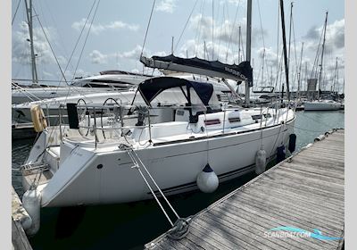 Dufour 425 Grand Large Sailingboat 2011, with Volvo Penta engine, United Kingdom