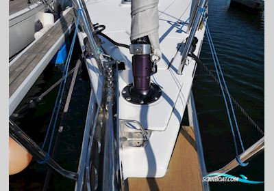 Dufour Dufour 40E Performance Sailingboat 2010, with Volvo Penta D2 engine, France