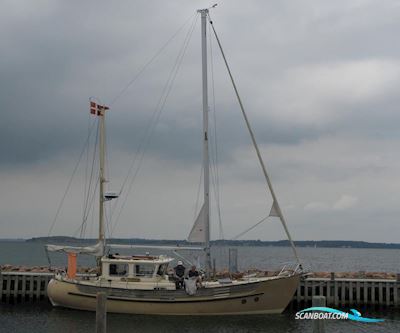 Fisher 34 Sailingboat 1978, with Vetus VH 4,80 4 cel. engine, Denmark