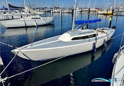 H-Båt Sailingboat 1980, with Tohatsu engine, Sweden