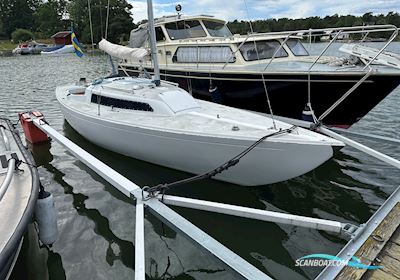 H-båt Sailingboat 1978, with Mercury engine, Sweden