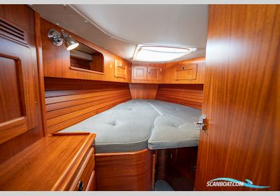 Hallberg-Rassy 37 Sailingboat 2005, with Volvo Penta D2-55 engine, Sweden