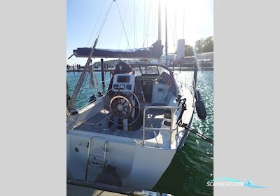 Hanse 311 Sailingboat 2002, with Volvo Penta MD 2020 engine, Germany