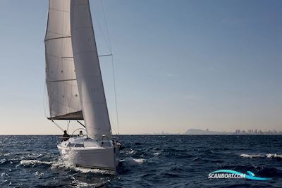 Hanse 320 Sailingboat 2010, with Yanmar 3YM20 engine, Germany