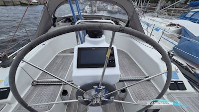 Hanse 320 Sailingboat 2010, with Yanmar engine, Germany