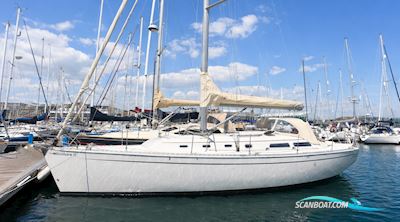 Hanse 371 Sailingboat 2000, with Volvo Penta engine, United Kingdom