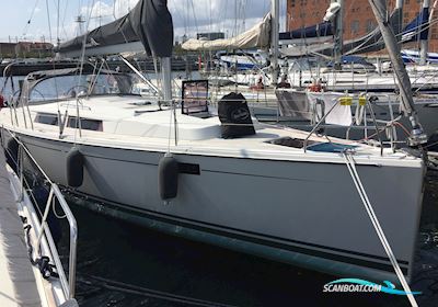 Hanse 385 - 3 Cabin Sailingboat 2013, with Volvo D2-40 engine, Denmark