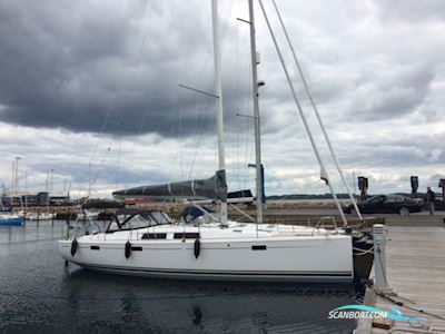 Hanse 415 Sailingboat 2015, with Volvo Penta
 engine, Denmark
