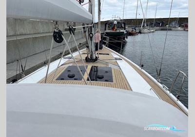 Hanse 455 "Queen B" - 2017 Sailingboat 2017, with Volvo Penta D2-55 engine, Denmark