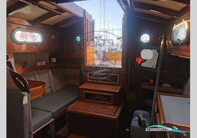 Hartwell OF Plymouth (GB) Hartwell OF Plymouth (GB) Golden Hind 31 Voilier Bois Sailingboat 1968, with Beta Marine engine, France