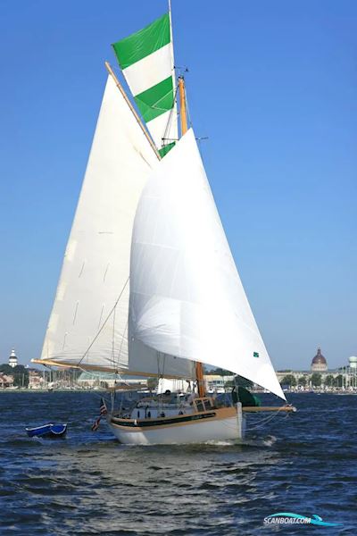Heard 28 Sailingboat 1997, with Yanmar engine, USA