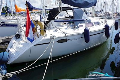 Hunter 37.5 Legend Sailingboat 1991, with Yanmar 3HM35F engine, The Netherlands