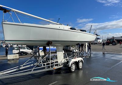 Hunter 707 Sailingboat 2000, with Suzuki engine, Germany