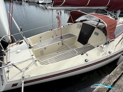 International 806, Solgt Sailingboat 1987, with Mercury engine, Denmark