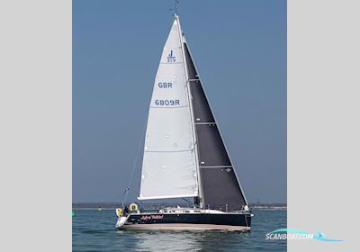J Boats J/109 Sailingboat 2004, with Volvo MD2030D SailDrive 30hp Diesel Engine with 2 Blade, Bronze feathering propeller engine, United Kingdom