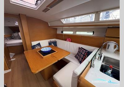 Jeanneau  Sun Odyssey 409 Sailingboat 2011, with Yanmar  3JH5E engine, United Kingdom