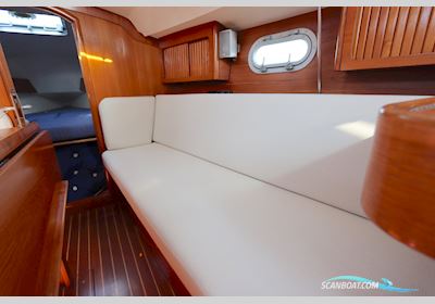 Jeanneau 30 Sun Odyssey Sailingboat 1994, with Volvo Penta engine, The Netherlands