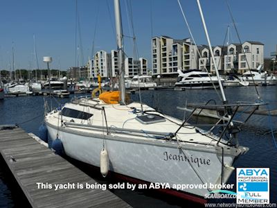 Jeanneau Arcadia Sailingboat 1984, with Yanmar 2GM engine, United Kingdom