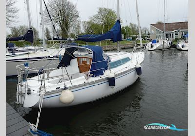 Jeanneau BRIN DE Folie Sailingboat 1978, with Perkins Sabre engine, The Netherlands