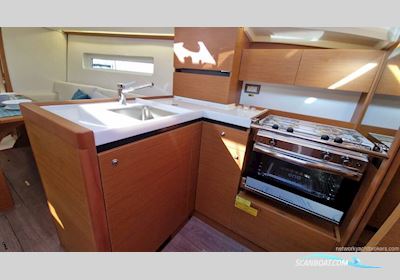 Jeanneau Sun Odyssey 350 Sailingboat 2025, with Yanmar engine, United Kingdom