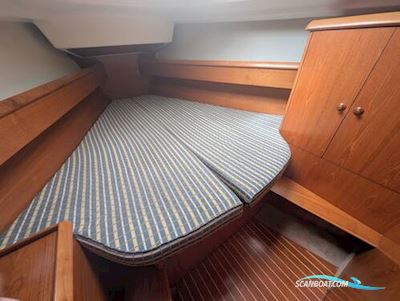 Jeanneau Sun Odyssey 37 Legende Sailingboat 2005, with Volvo Penta 2040D engine, United Kingdom