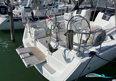Jeanneau Sun Odyssey 379 Performance Sailingboat 2012, with Yanmar 3YM30 engine, Finland