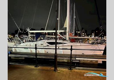 Jeanneau Sun Odyssey 39 DS Sailingboat 2008, with Yanmar 3YH4-E 40HP engine, United Kingdom