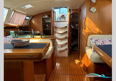 Jeanneau Sun Odyssey 43 Deck Saloon Sailingboat 2001, with Yanmar engine, Spain