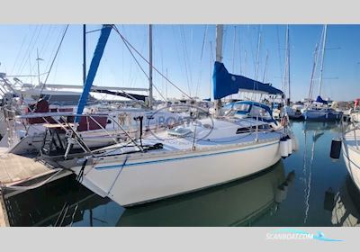 Jeanneau Symphonie Sailingboat 1982, with Yanmar engine, France