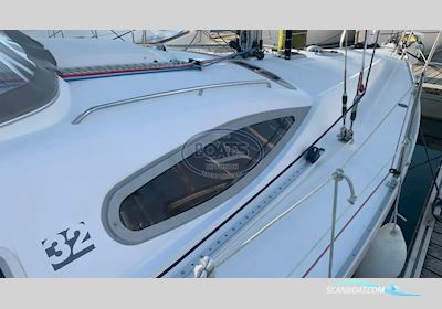 Kirie FEELING 32 DI Sailingboat 2012, with Volvo Penta engine, France