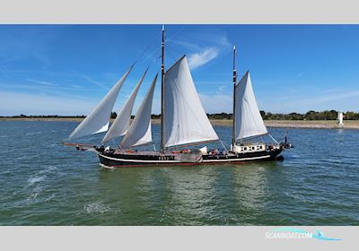 Klipper Zeilklipper, charter Sailingboat 1911, with Volvo Penta engine, The Netherlands