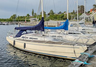 Larsen 28 Sailingboat 1987, with Vire engine, Denmark