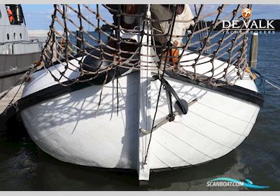 Lemsteraak 14.00 Sailingboat 1916, with Perkins engine, The Netherlands