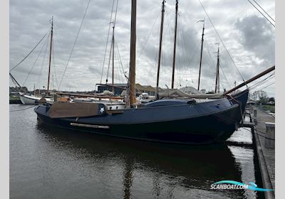 Lemsteraak Roefaak De Boer - Tweestrijd Sailingboat 1910, with Perkins engine, The Netherlands