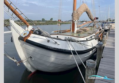 Lemsteraak Saeftinghe Roefuitvoering Jachtuitvoering Sailingboat 1930, with Daf engine, The Netherlands