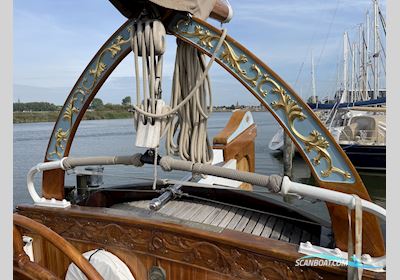 Lemsteraak Saeftinghe Roefuitvoering Jachtuitvoering Sailingboat 1930, with Daf engine, The Netherlands