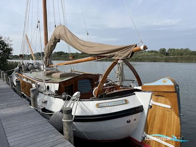 Lemsteraak Saeftinghe Roefuitvoering Jachtuitvoering Sailingboat 1930, with Daf engine, The Netherlands