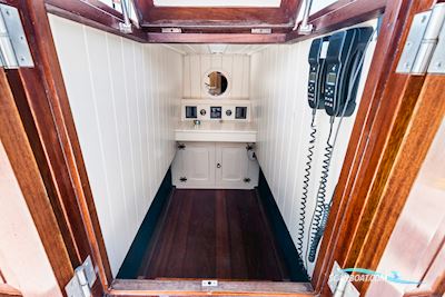 Lemsteraak Sterke Hein MU1 - Visserman Sailingboat 2005, with Iveco engine, The Netherlands