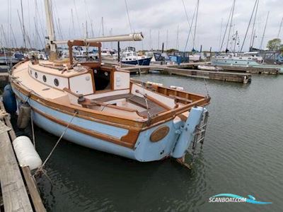 Maurice Griffiths One Off Traditional Built Wooden Sailing Yacht Sailingboat 1962, with Perkins 4.107 engine, United Kingdom