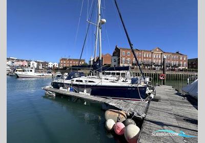Maxi 1050 Sailingboat 2006, with Volvo D1-20 engine, United Kingdom