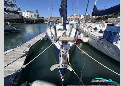 Maxi 1050 Sailingboat 2006, with Volvo D1-20 engine, United Kingdom