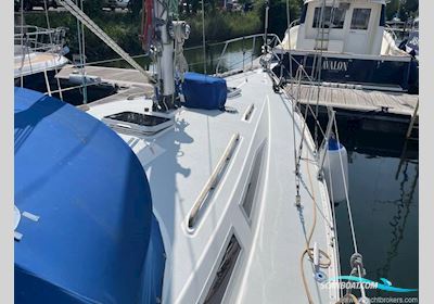 Moody 346 Sailingboat 1989, with Volvo D2-40 engine, United Kingdom